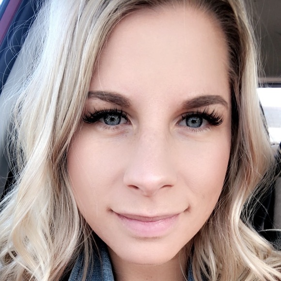 Meet your Posher, Rachael - Picture 1 of 1